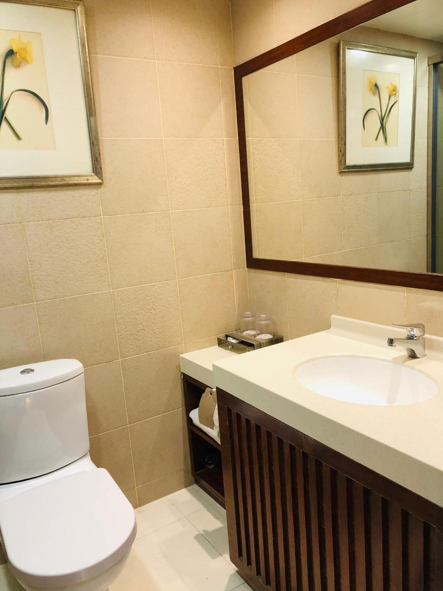 Warwick Hotel Cheung Chau Hong Kong Exterior foto